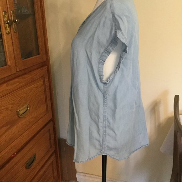 Gap sleeveless chambray top - Picture 4 of 5